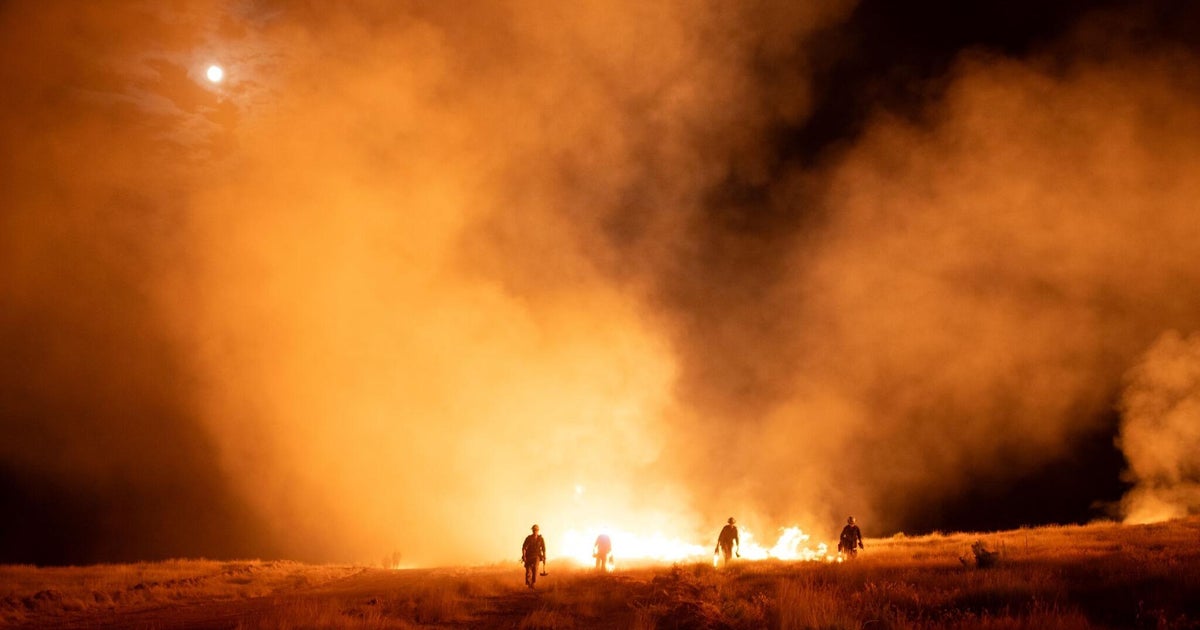 Lee Fire surpasses 100,000 acres as fire crews get some containment 