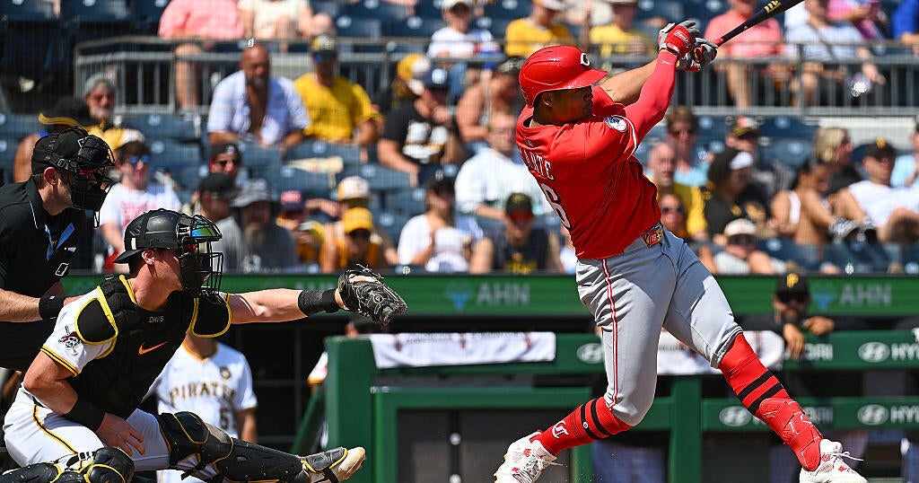 Reds beat Pirates 14-8, Andujar hits first home run with Cincinnati 