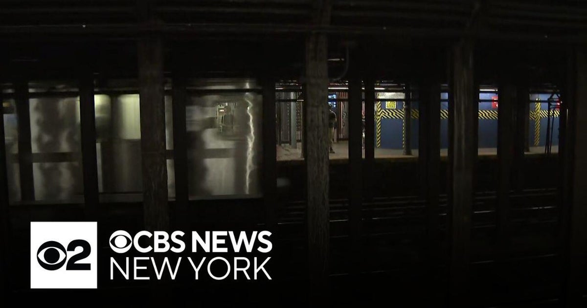 Man Survives Unprovoked Push onto Midtown Subway Tracks; Suspect Sought