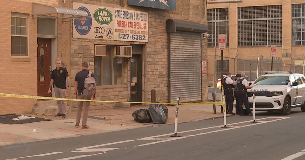 2 men injured during shooting outside an Airbnb in Center City, gunman quickly arrested 
