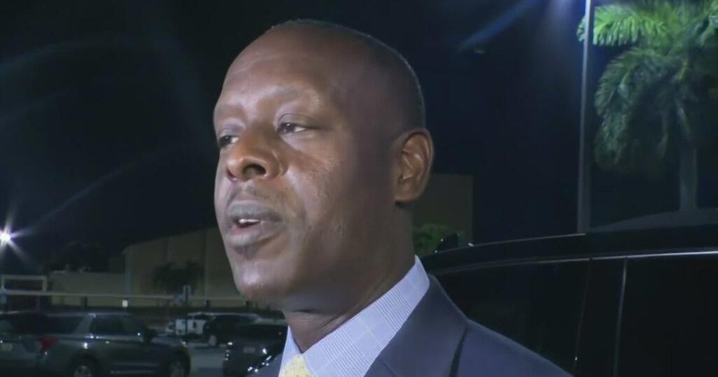 Broward public schools kick off new year Broward public schools kick off new year