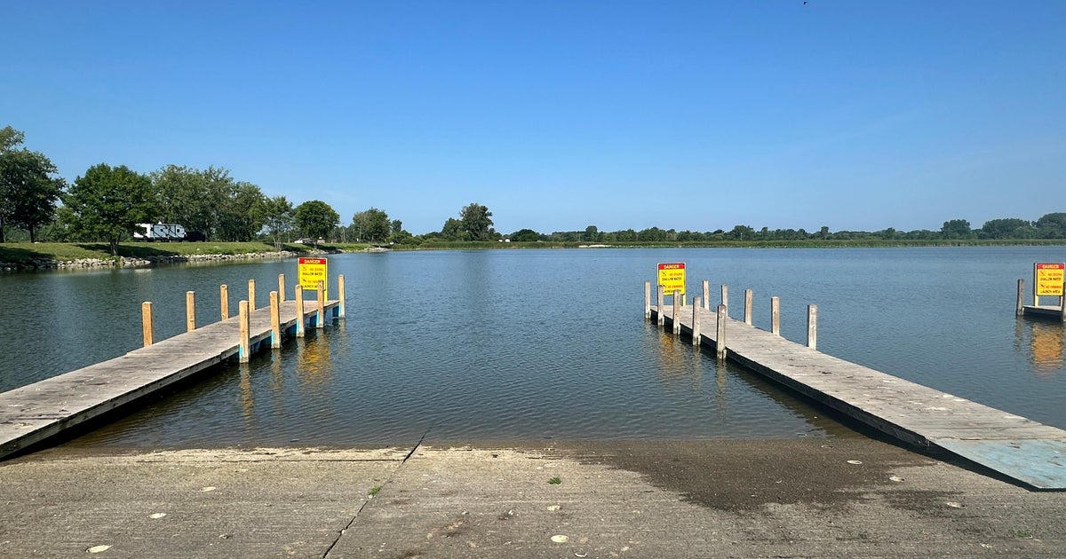 Dearborn man missing, presumed dead, after going under water in Lake Erie 