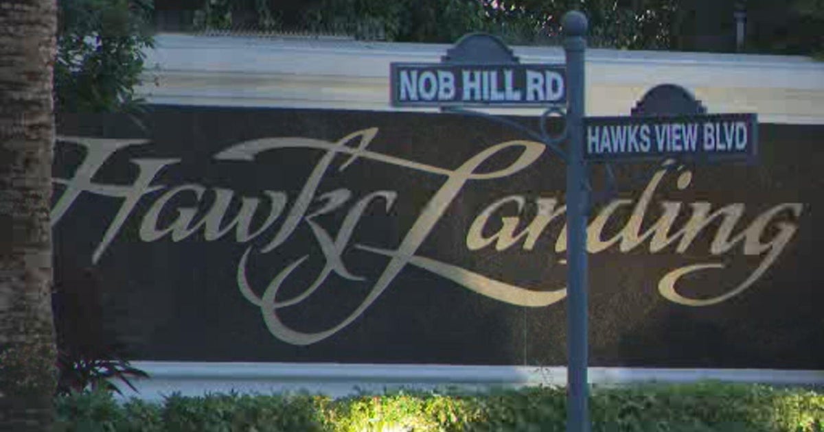 Child hospitalized after nearly drowning in Plantation pool, authorities say doctor performed CPR before crews arrived