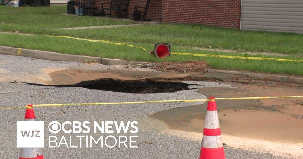 DPW crews work to repair water main break in Baltimore County - CBS ...