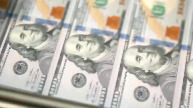 money-press-cash-hundred-dollar-bills-ben-franklinus-mint.jpg 