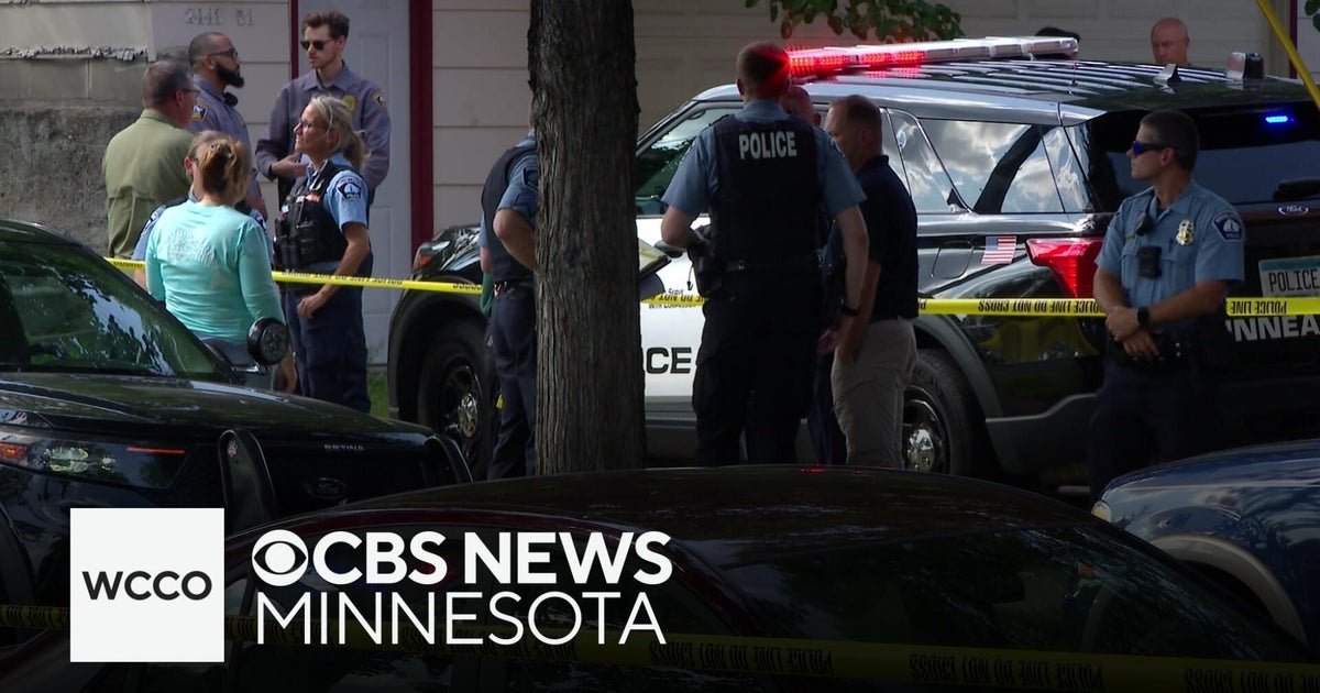 Officer injured during struggle with suspect - CBS Minnesota