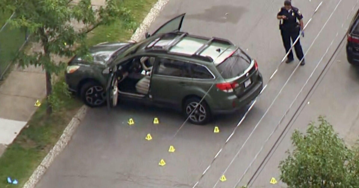 Hyde Park shooting leaves 2 wounded, one detained by Boston Police 