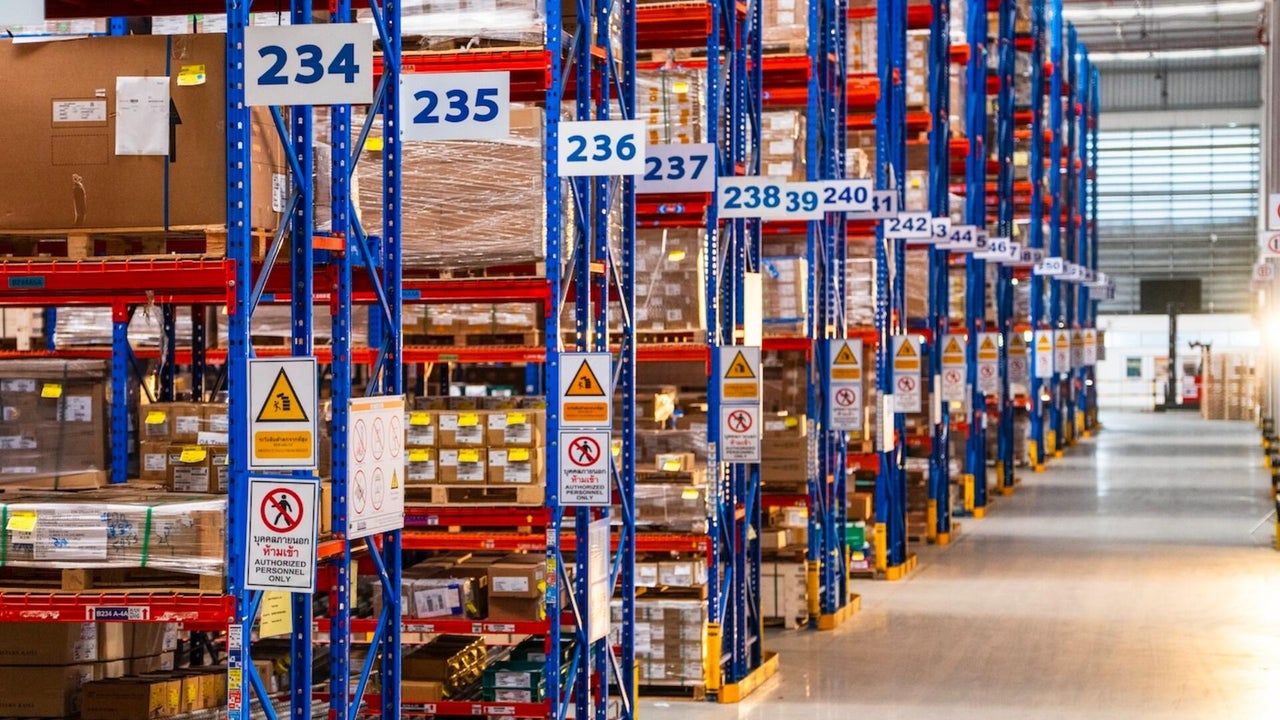 US wholesale prices jump in July as tariffs hit US wholesale prices jump in July as tariffs hit