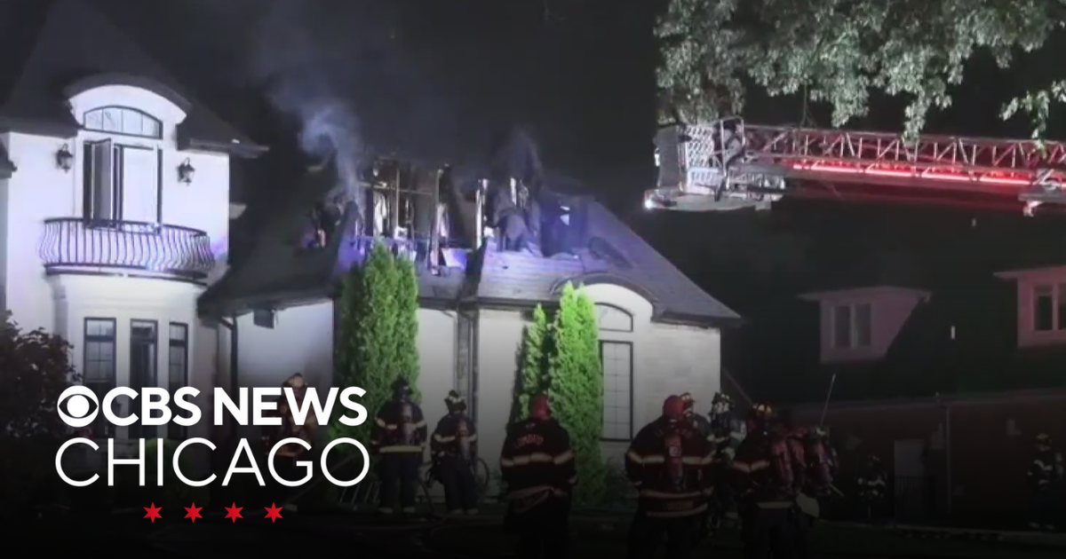 House catches fire after possible lightning strike in Downers Grove ...