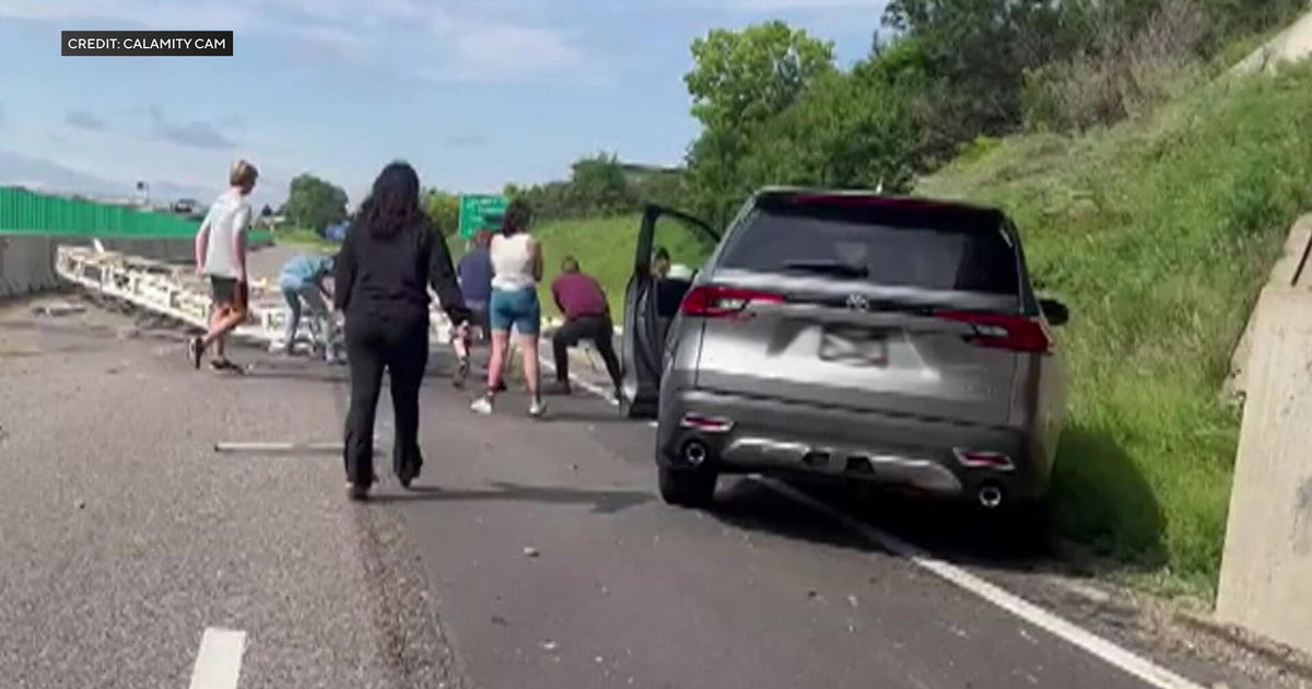 Video shows semi smash into 35W bridge in Burnsville 