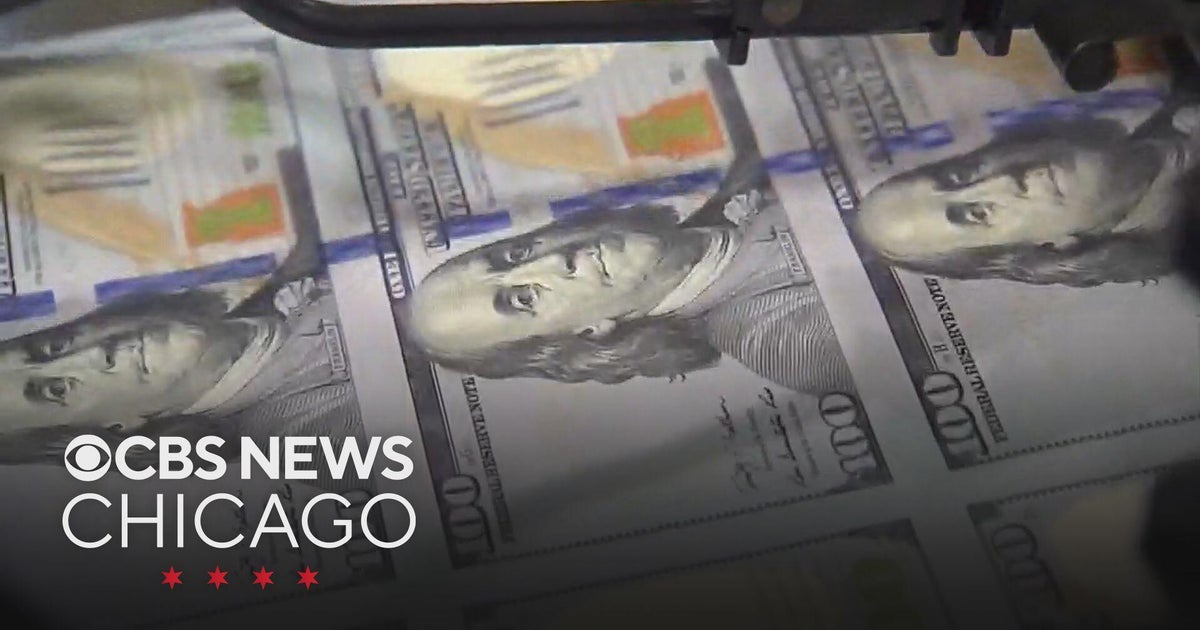 Wages are lagging behind inflation - CBS Chicago