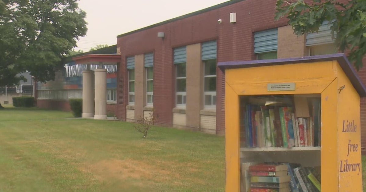 Madison Heights parents, teachers share concerns over district woes 