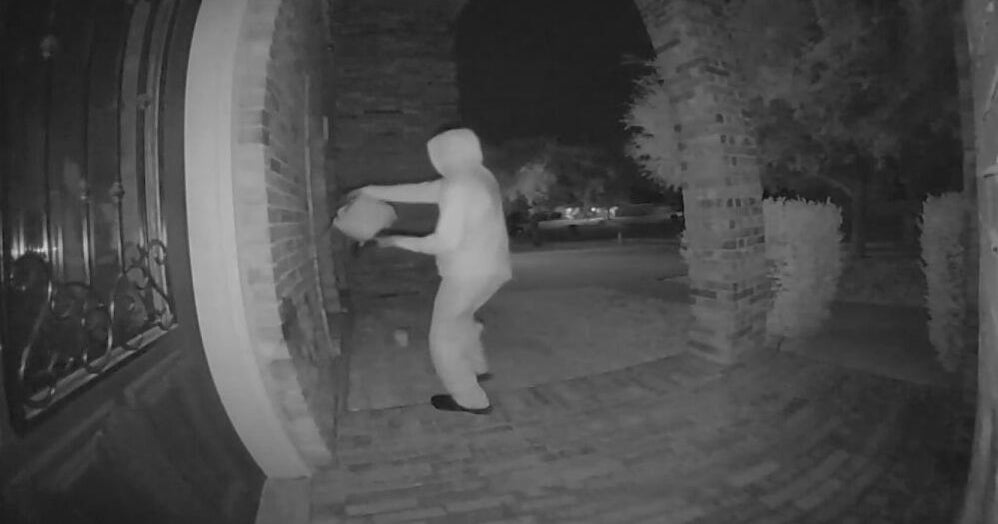 Family says HOA sent cleanup warning after arson at North Texas home 