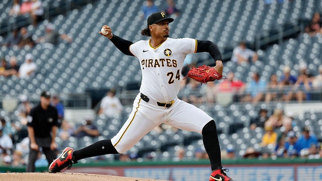 Toronto Blue Jays v Pittsburgh Pirates 