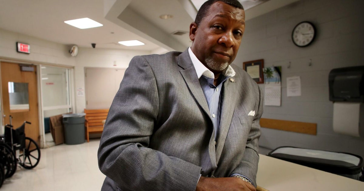 Suffolk County Sheriff Steven Tompkins due in federal court on extortion charges 