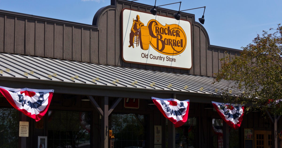 Mich. college compares new Cracker Barrel logo to vandalizing Washington statue 