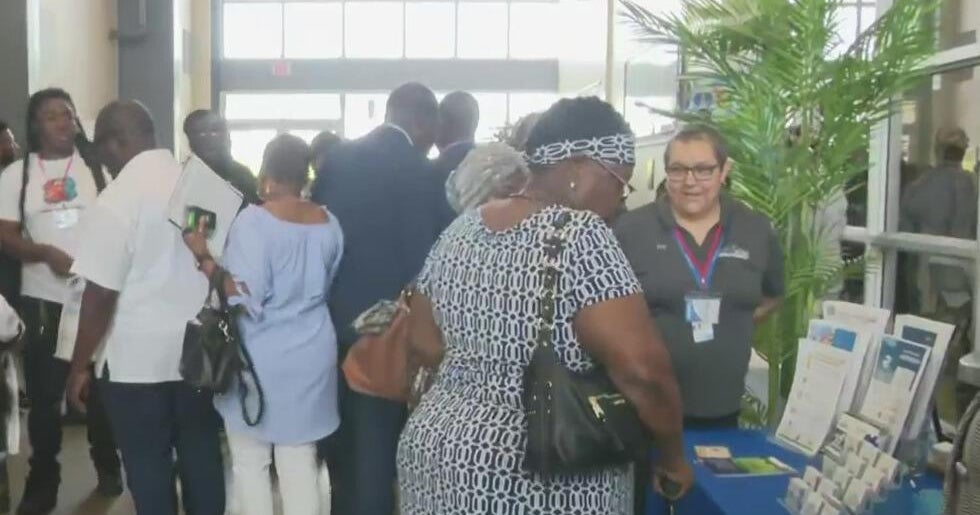 Small Business Expo in North Miami draws a crowd
