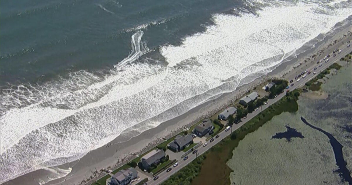 Multiple people rescued from rip currents on New Hampshire beach