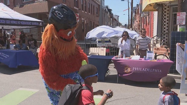 18pkg-rs-phila-point-breeze-community-appreciation-day-frame-2923.jpg