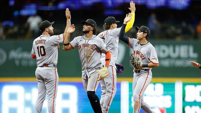 giants-brewers-2231737067.jpg 
