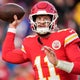 Vikings sign Carson Wentz to back up McCarthy, send Howell to Eagles 
