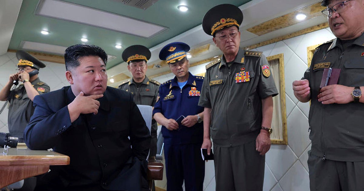 North Korea take a look at fires 2 new antiair missiles