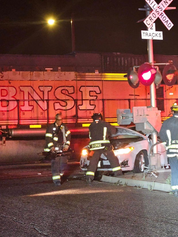 88th-train-vs-car-3-south-adams-fire-on-fb.jpg 