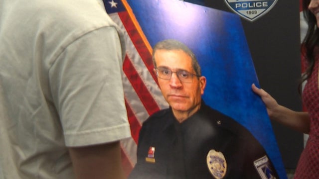 officer.jpg 