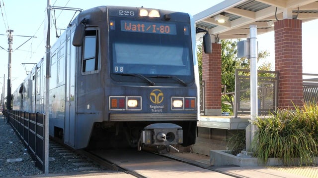 p-elk-grove-light-rail-kmaxe0sn-tmp.jpg 