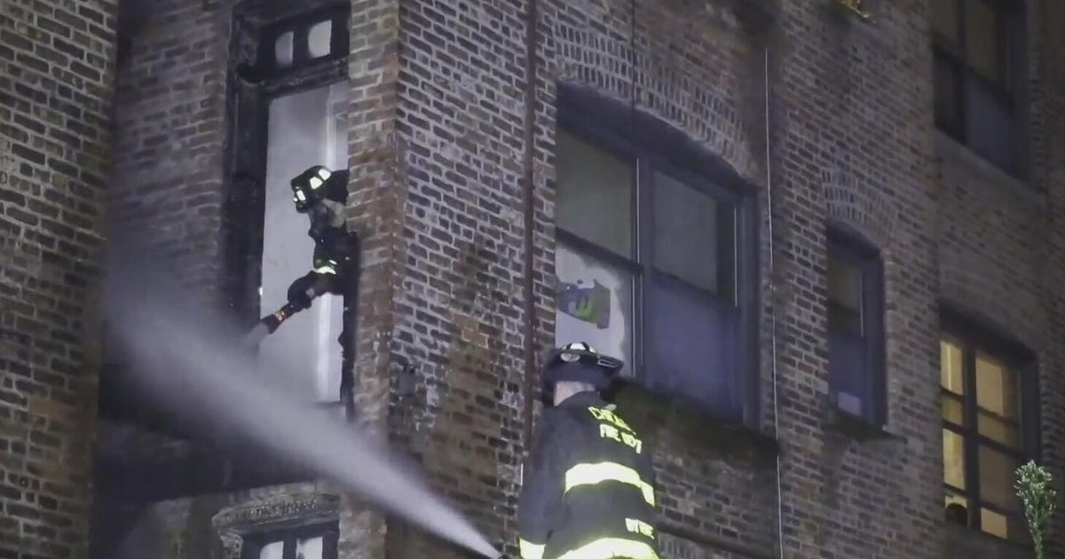 Apartment fire under investigation on Chicago's South Side - CBS Chicago