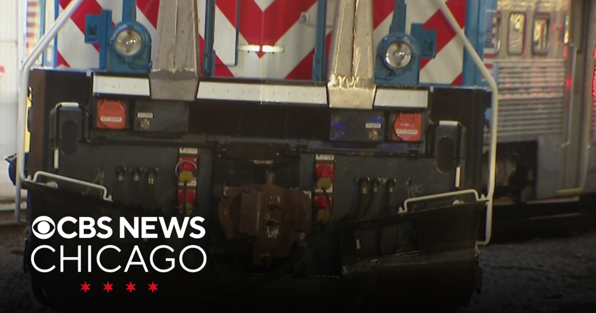 Several Metra trains delayed after Milwaukee District West train