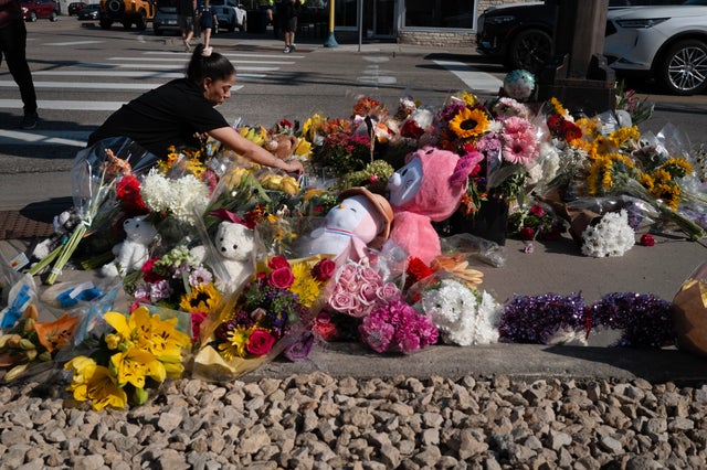 Shooting At Annunciation School Church In Minneapolis Leaves Multiple Children Dead And Many Injured