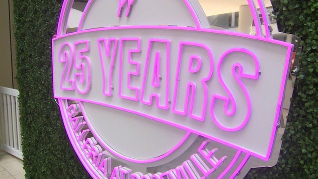 for-web-roseville-galleria-25-years.jpg 