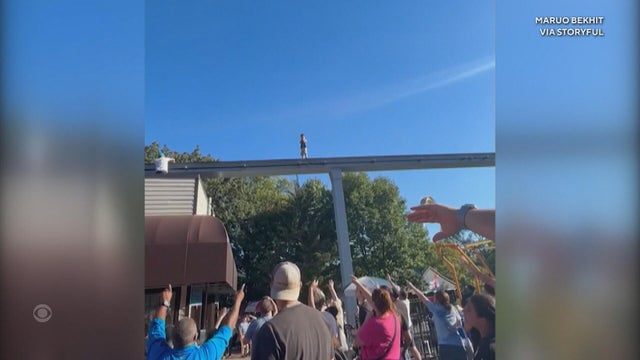 monorail.jpg 