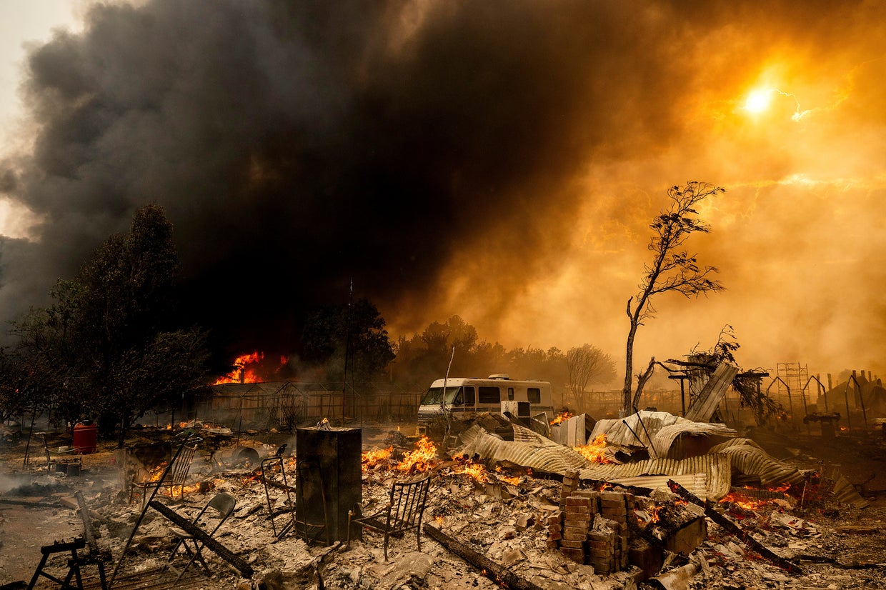 Photos show wildfire burning through historic California Gold Rush town ...