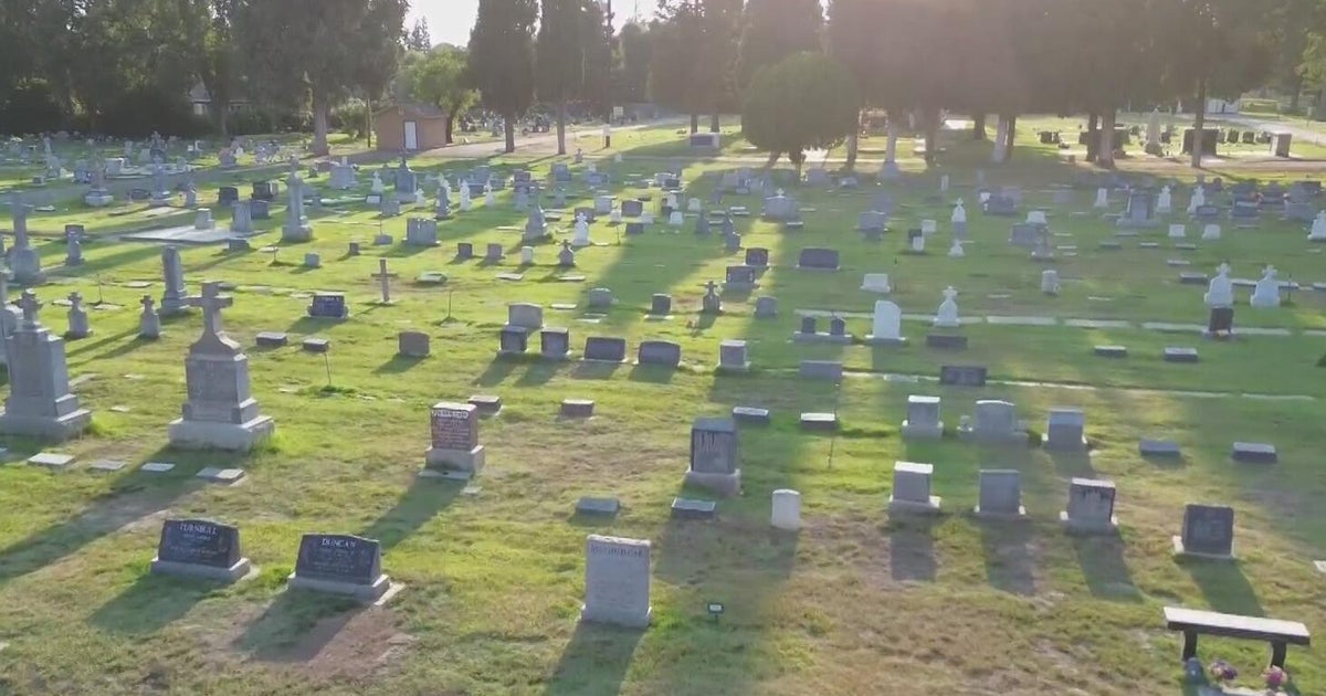 Popular Yolo County funeral homes defrauded nearly 1,000 customers, lawsuit alleges