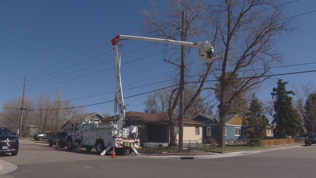 xcel-energy-truck-in-neighborhood-cbs-colorado.jpg 