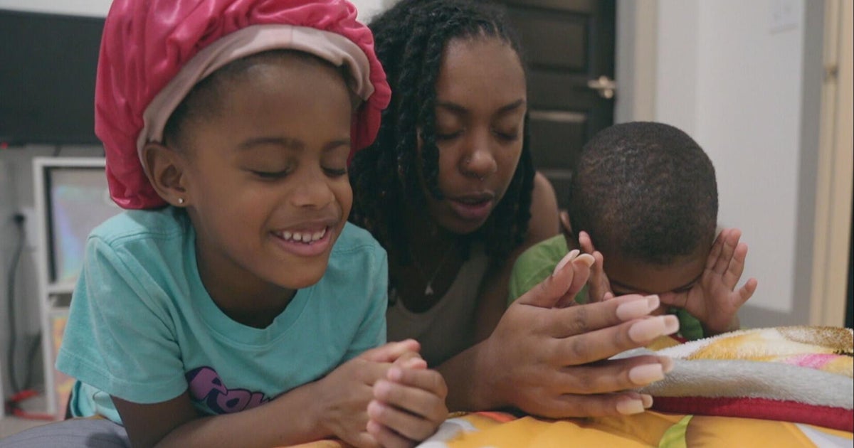 Army veteran shares struggle to find work and support her kids: "I feel invisible"