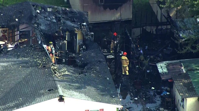 12p-vo-trailer-park-fire-wcco8ogj.jpg 