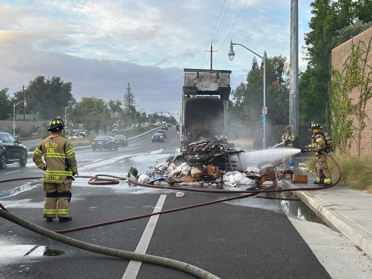 Hazel Avenue blocked in Fair Oaks after garbage truck load catches fire ...