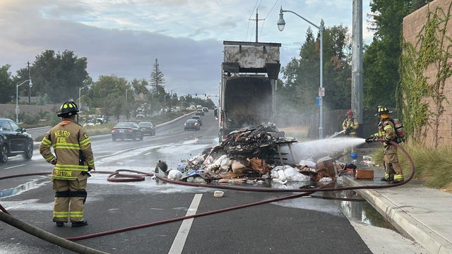 garbage-truck-load-fire-east-sacramento.jpg 