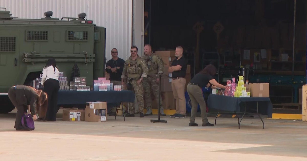 FDA, U.S. Marshals raid Bensenville, Illinois Midwest Distribution facility for vape products