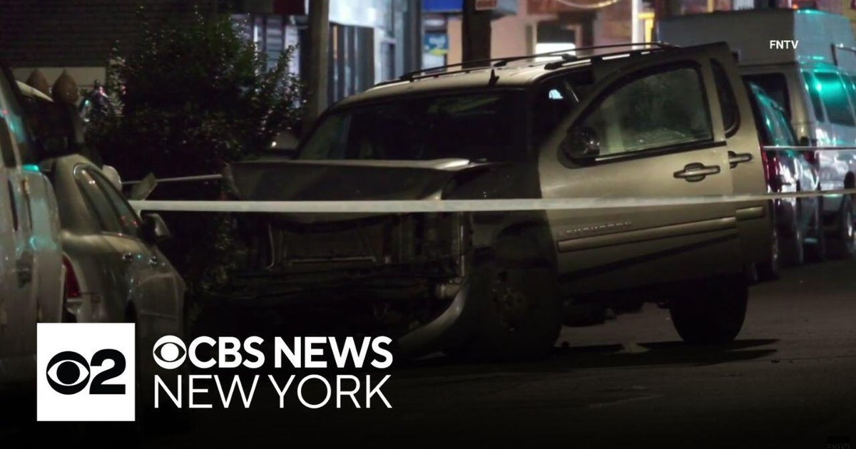 16-year-old girl dies after being hit by SUV in Queens - CBS New York