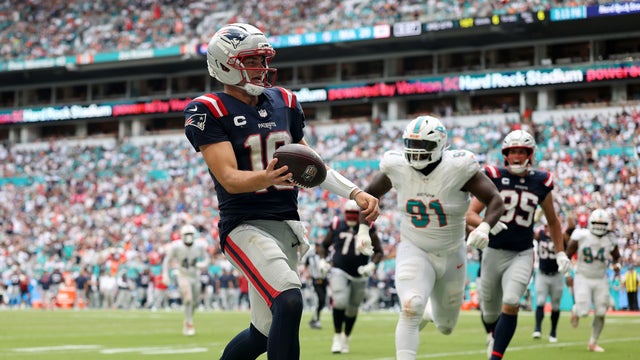 New England Patriots v Miami Dolphins 