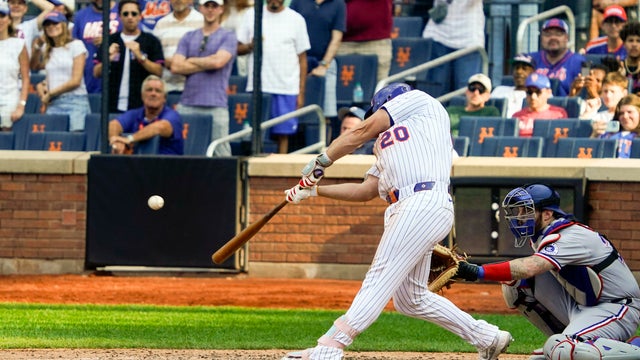 Pete Alonso #20 of the New York Mets hits a home run for a walk off win in the bottom of the 10th against the Texas Rangers at Citi Field on September 14, 2025 in New York City. The New York Mets won 4-2. 