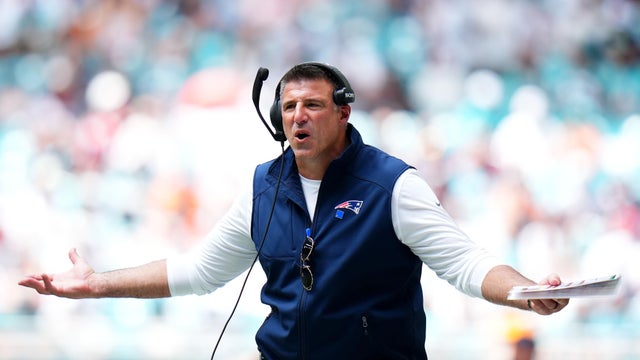 New England Patriots v Miami Dolphins 