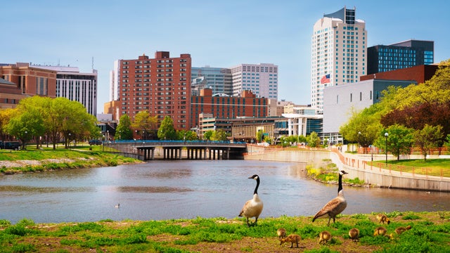 Rochester, Minnesota, USA cityscape on the Zumbro River 
