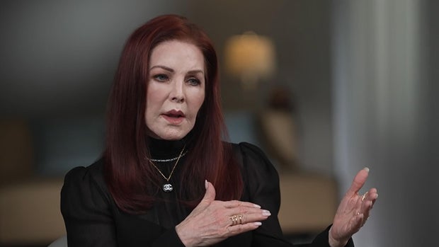 priscilla-presley-interview-a.jpg 