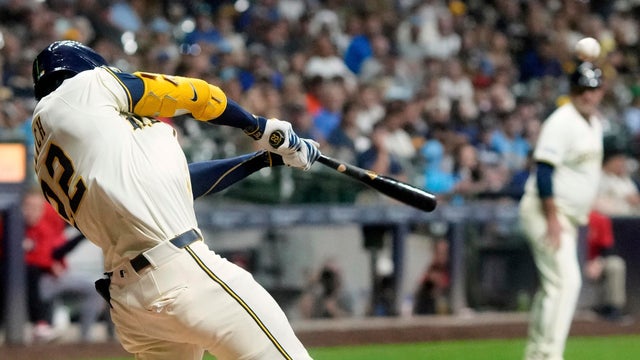 Angels Brewers Baseball 