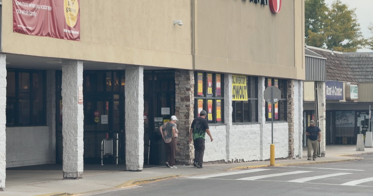 Dense Aurora neighborhood becoming a “pharmacy desert” as one closes after 35 years